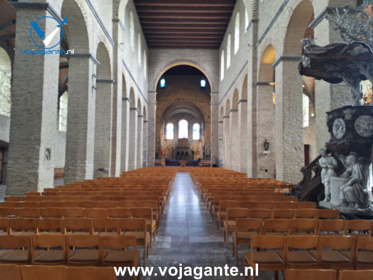 Collegiale Sint-Gertrudiskerk van Nijvel, België